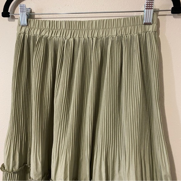 Dazy Safe Ruffle Midi Skirt - Medium - Picture 4 of 8